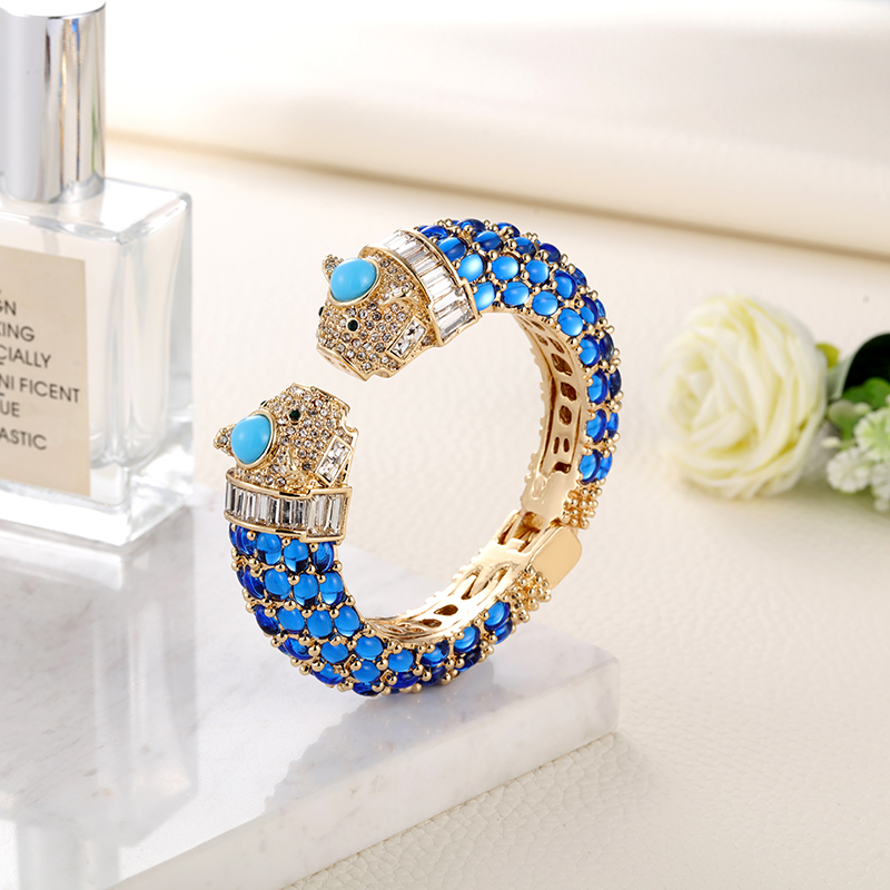Paradise Jewelry & Watches Llc Miami Photos - サリーのパラダイス アニマルブレスレット ゴールドメッキ バングル カフジュエリー 樹脂