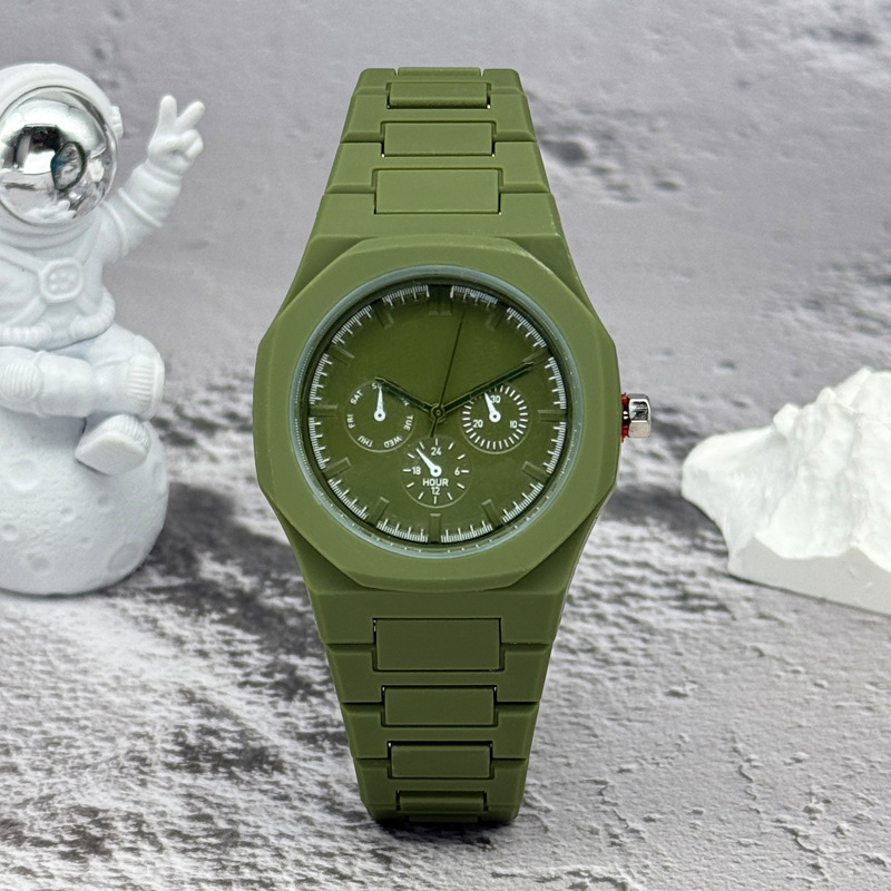 有名なブランド偽三目ダイヤル男性女性腕時計ファッションクォー - Jewelry Inspired Watches のレビューと価格